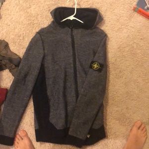 Men’s stone island sweater